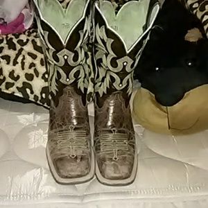 Womens cowgirl boots